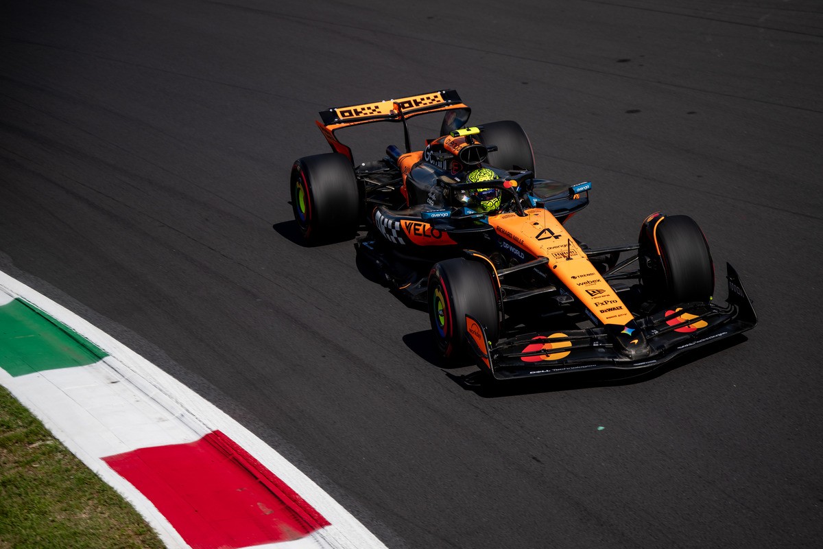 Norris volt a leggyorsabb a monzai FP2-n, egy tizeden belül az első három, Antonelli ismét a kavicságyban végezte